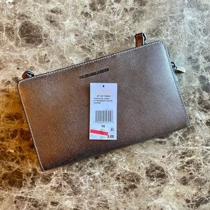 Michael Kors Jet Set Travel Large Crossbody Clutch Cinder